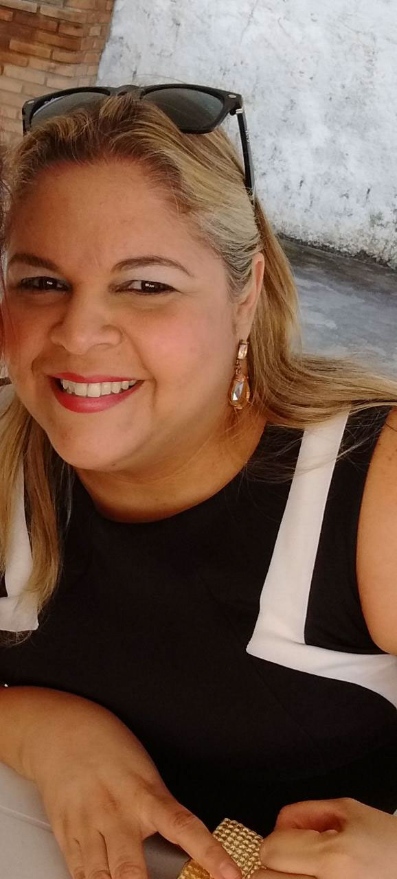 Christiane Silva Almeida Freire